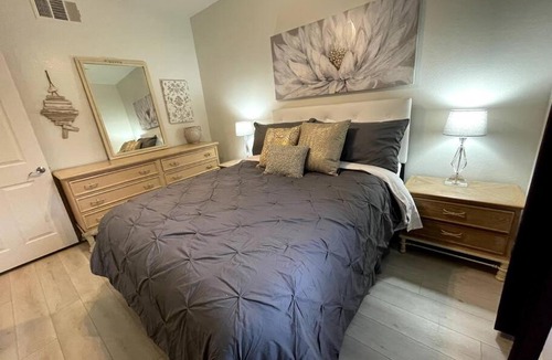 Mesquite Apartment | Spectacular Mountain Views at Hawk Ridge