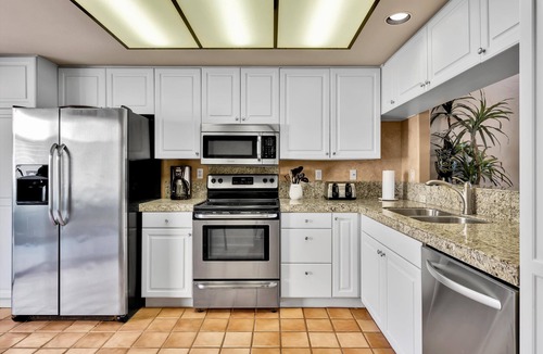 La Quinta House | Spectacular PGA West Stadium Course, Pond Front, Gas BBQ, Steps to Pool and Spa
