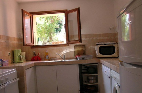 Osani Apartment | Spend exceptional holidays in a protected village , by the sea
