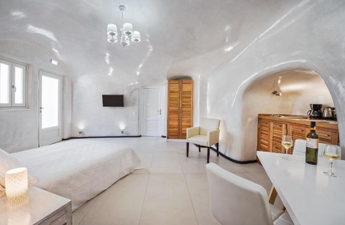 Vourvoulos Apartment | Spilies by Thireas