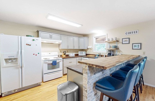 Spirit Lake House | Spirit Lake Waterfront Cabin