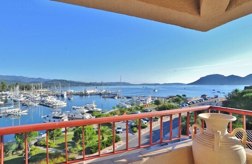 Porto-Vecchio Apartment | SPLENDID APPT DESIGN OF GREAT STANDING, PANORAMIC VIEW OF 300 ° ON THE GULF.