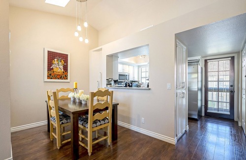 Central Scottsdale Condo | Splendid Condo in Prime Scottsdale Location - 2BD/2BA & Pool!
