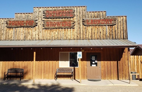 Escalante House | Standard RV Site (up to 28'), Pull Through, Full Hookup (30/50 amp)