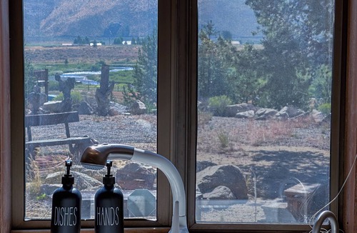 Stanley Cabin | Stanley House - Hillside Cabin with Panoramic Views of the Sawtooth Mountains