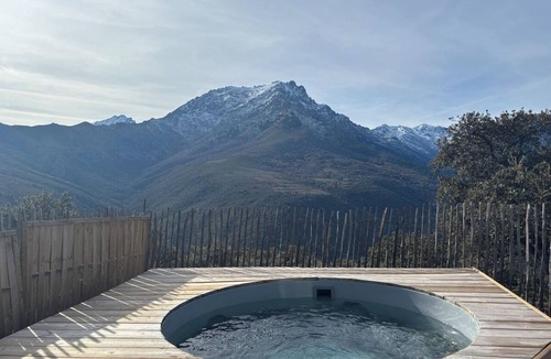 Vallica Cabin | Star-lit dome with private spa
