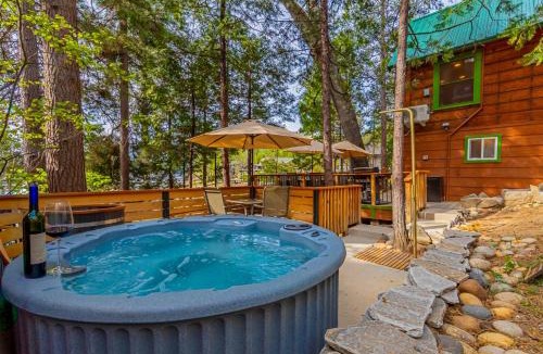 Bass Lake Other | Stargazing Dome with Forrest Cottage on Lakefront Property