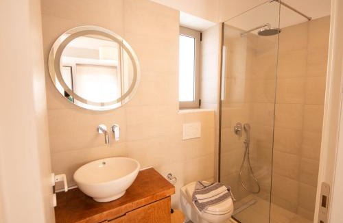 Kattavia Apartment | STARI
