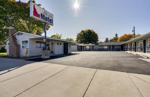 Coeur d'Alene Hotel | State Motel - thirteen