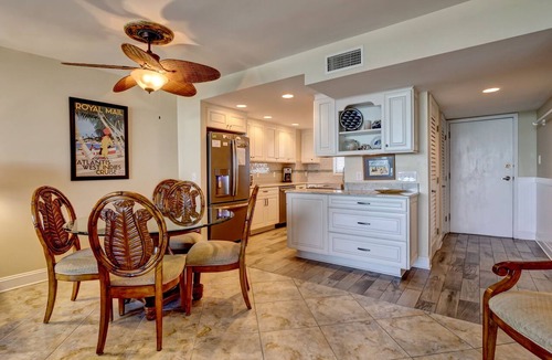 Wrightsville Beach Condo | Station One - 7I Seventh Heaven - Oceanfront condo community pool, tennis