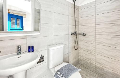 Agios Georgios Hotel | Stavros Beachfront Domes by Booking Kottas