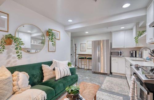 Kerns House | Stay Portland - 1922 Craftsman Compound in Laurelhurst - Sleeps 16
