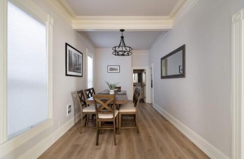 Alphabet Historic District House | Stay Portland - Luxurious Alphabet District Home - 99 Walk Score