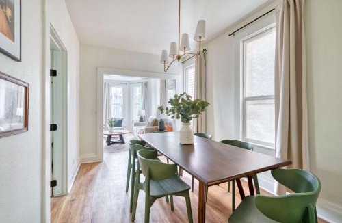 Uptown House | Stay Portland - Portland Oasis - Stylish 4br Home in Nob Hill