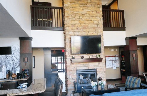 West Chester Hotel | Staybridge Suites Cincinnati North, an IHG Hotel