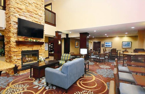 West Chester Hotel | Staybridge Suites Cincinnati North, an IHG Hotel