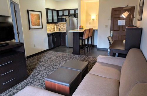 Indianapolis Hotel | Staybridge Suites Indianapolis-Fishers by IHG