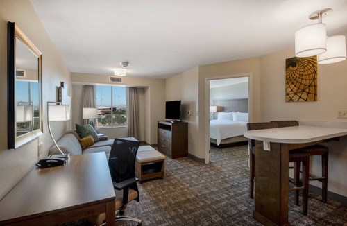 Scottsdale Hotel | Staybridge Suites Scottsdale - Talking Stick by IHG