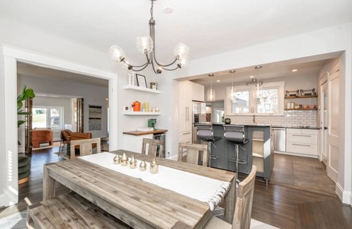 Mount Lookout House | StayDelta | Hyde Park
