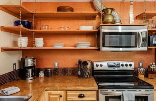Boise Bench Condo | #StayInMyDistrict Furnished Monthly Rental Boise