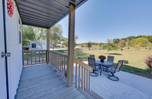 Austinville Apartment | Steamboat Rock Cabin: Bike, Hike, Fish!