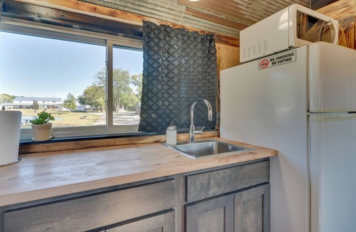 Austinville Apartment | Steamboat Rock Cabin Near Trails & River!