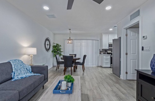 Papago Parkway Apartment | Stellar 1br Furnished Condo In Old Town Scottsdale - Pet Friendly PP311C