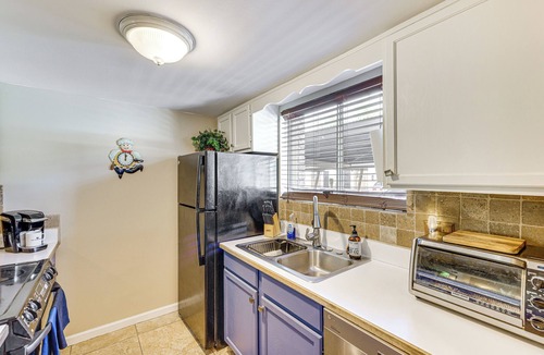 Fashion Square House | Steps to Old Town Scottsdale: Townhome w/Pool!