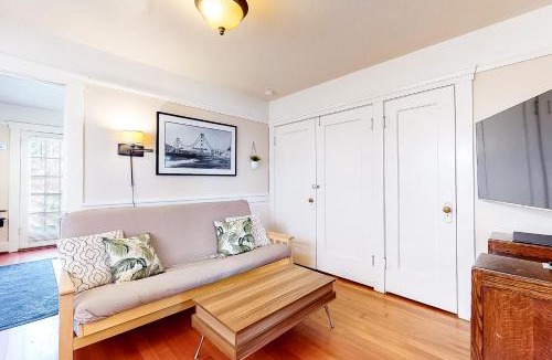Beach Hill - Beach Flats House | Steps to Sand: 'Beach Hill Bungalow' w/Patio