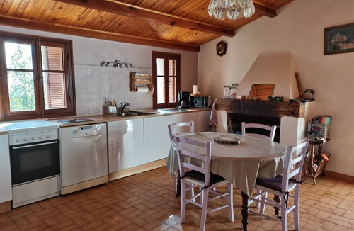Renno House | Stone house in a Corsican village 10 km from the beach.
