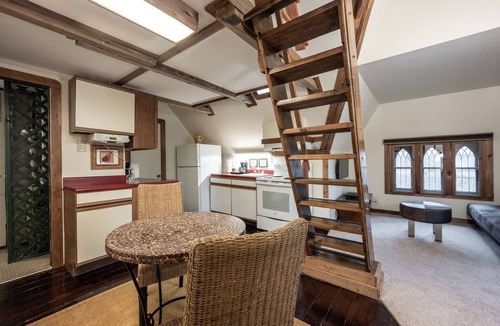 Old Northside Bed & Breakfast | Stone Soup Inn