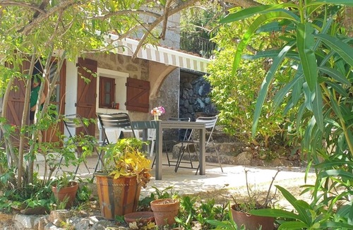 Conca House | Stone village house in the heart of nature and 15 minutes from the beaches