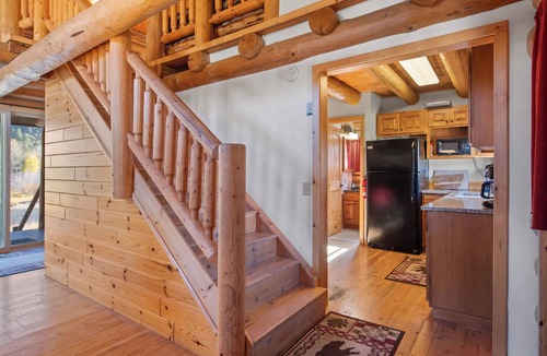 Philipsburg Cabin | Stony Creek Lodge-Famous Rock Creek MT! 4 seasons!