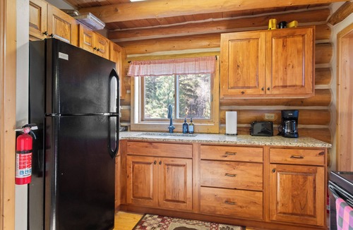 Philipsburg Cabin | Stony Creek Lodge-Famous Rock Creek MT! 4 seasons!