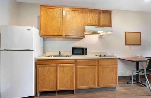 Sharonville Hotel | Studio 6 Extended Stay Cincinnati Sharonville OH