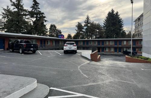 Downtown Vancouver Hotel | Studio 6 Suites Vancouver WA Waterfront