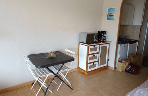 Santa-Lucia-di-Moriani Apartment | Studio apartment with a view and direct access to the ocean, with a pool in the heart of the Costa Verde
