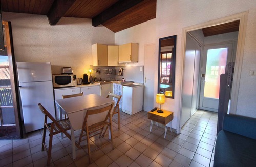 Molini Apartment | Studio apartment a stone's throw from Agosta beach