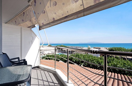 Pidima Kyras Apartment | Studio Apartment 'Iguana 4' with Sea View, Wi-Fi and Air Conditioning