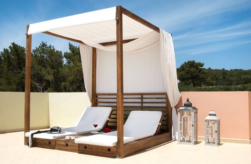 Lefkos Apartment | Studio Apartment 'Miraluna 1' with Private Terrace, Wi-Fi and Air Conditioning