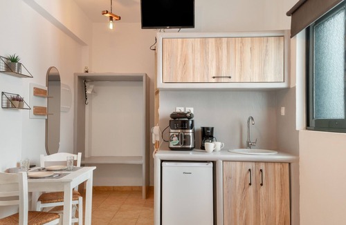 Merichas Apartment | Studio Apartment 'Mouria A' with Sea View, Wi-Fi and Air Conditioning