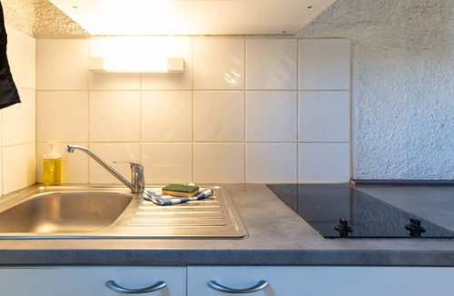 Talasani Apartment | Studio Apartment 'Rico Plage 2 Personnes' with Private Terrace, Wi-Fi and Air Conditioning