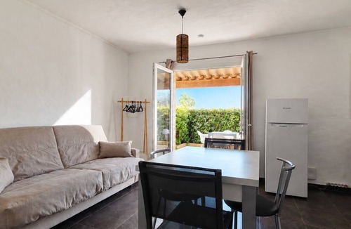 Propriano Apartment | Studio Dolce & Vita A1 with pool and terrace