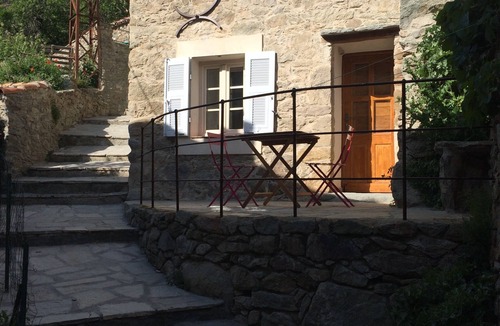 Castifao Apartment | STUDIO fully renovated in stone Corsican house