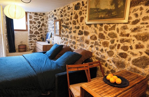 Corbara Bed & Breakfast | Studio in a village house in Corbara