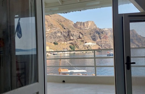 Fira Apartment | Studio in Old Port of Fira, Sea view, Santorini