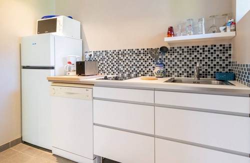 Patrimonio Apartment | Studio "Le - Ancienne Cave" with Mountain View and Wi-Fi