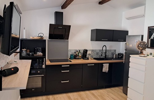 Molini Apartment | Studio maisonnette 5 minutes' walk from the beautiful Agosta beach