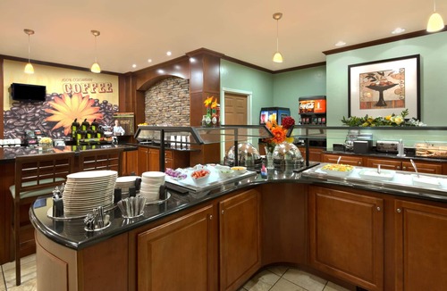 Tucson Apartment | Studio Suite w/Full Kitchen | Near Airport + Pool