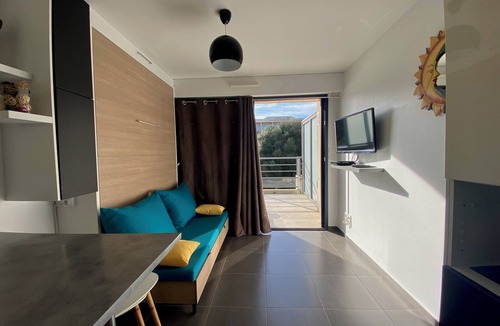 Propriano Apartment | Studio7, great comfort, on the beach